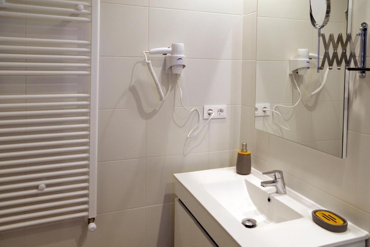 Vallespin 43-1 - Centrico, Parking, Wifi Apartment Avila Exterior photo